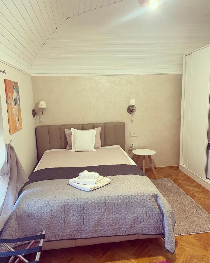 La Casa Tamaris Apartment Senta ภายนอก รูปภาพ