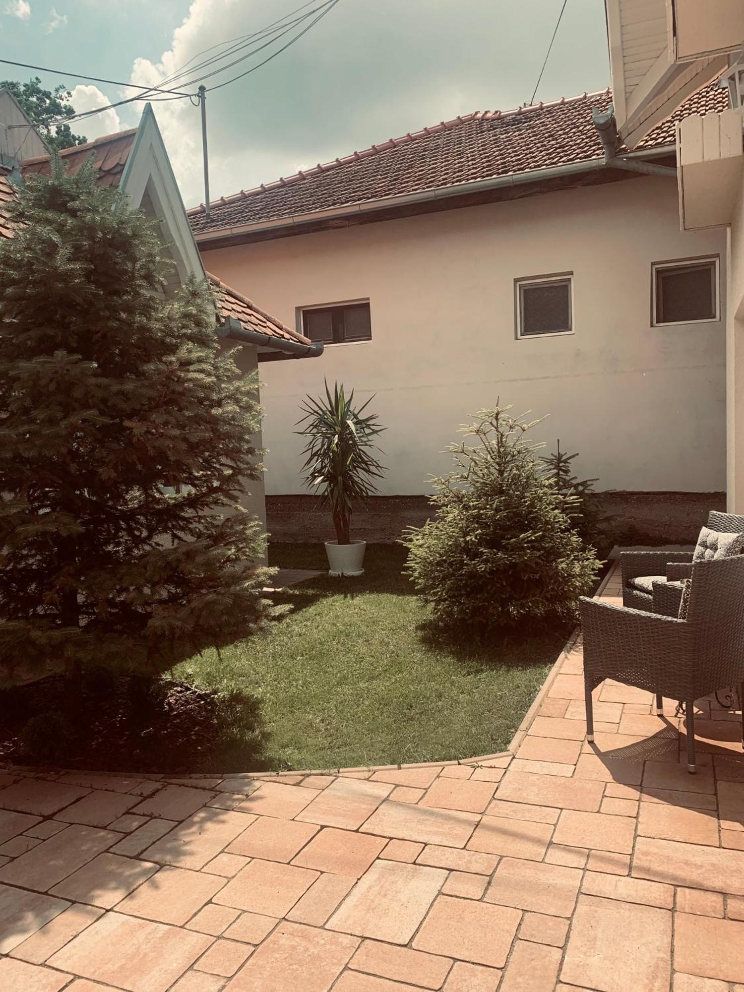 La Casa Tamaris Apartment Senta ภายนอก รูปภาพ