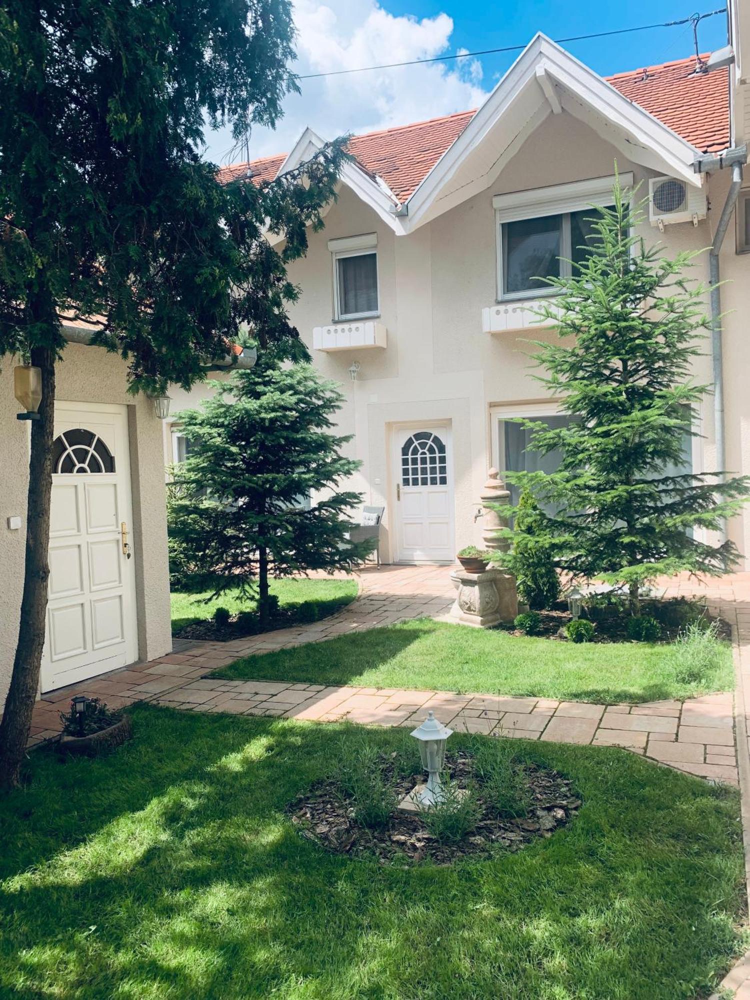 La Casa Tamaris Apartment Senta ภายนอก รูปภาพ
